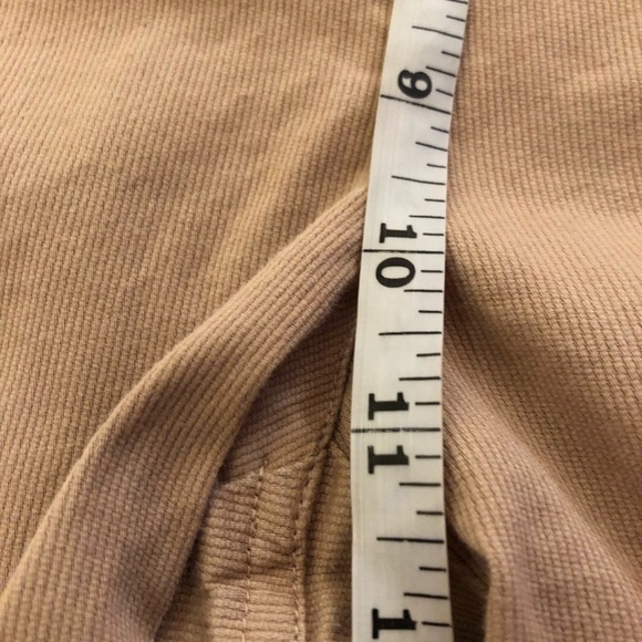 Jones Wear Sport Stretch tan crop wide leg pants. - Picture 10 of 12